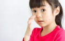Những biểu hiện cảnh báo sốt xuất huyết ở trẻ em